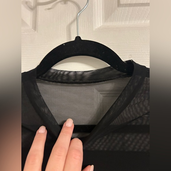 Sheer Mesh Longsleeve turtleneck - Picture 7 of 8